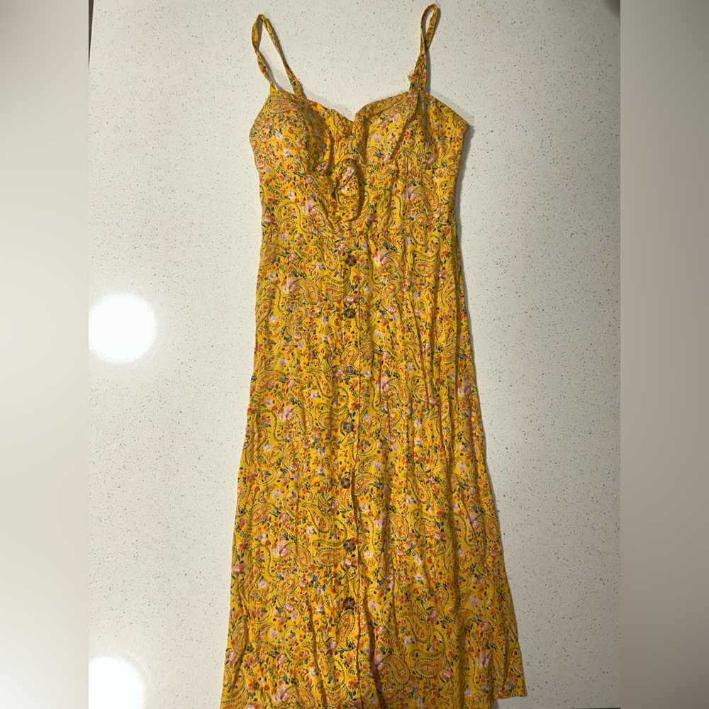 Chic Yellow Floral Maxi Dress
